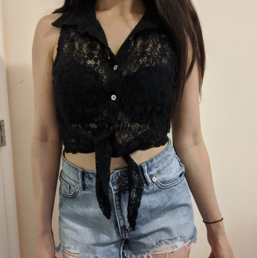 Black crop top